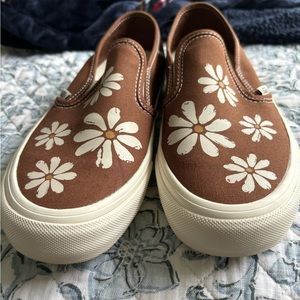 Vans slip on shoe. Never worn.